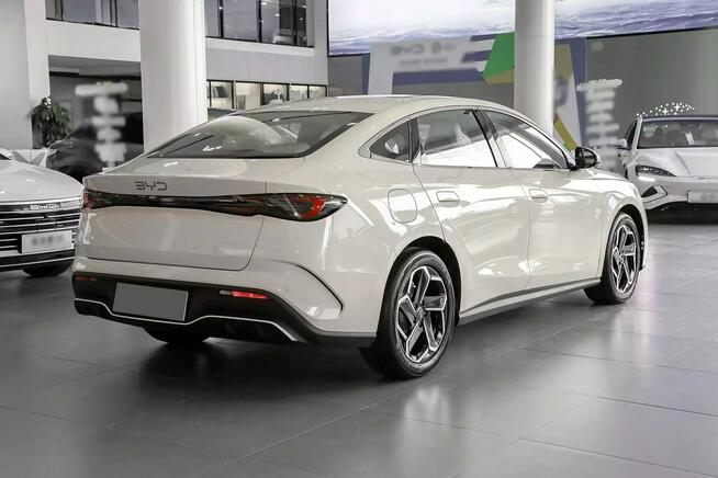 BYD Seal 6 Comfort, rabat 45 160 zł !! Najbogatsza Wersja wyposażenia !!