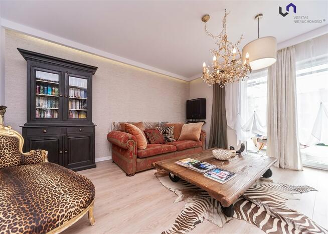 Dom Gostyń gm. Wyry, Motyla