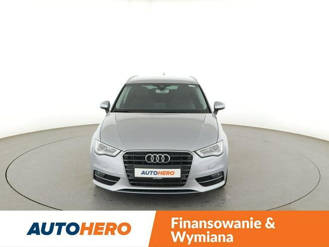 Audi A3 2.0 TDI Ambition Nawigacja Tempomat Grzane Fotele Asystenci Xenon PDC
