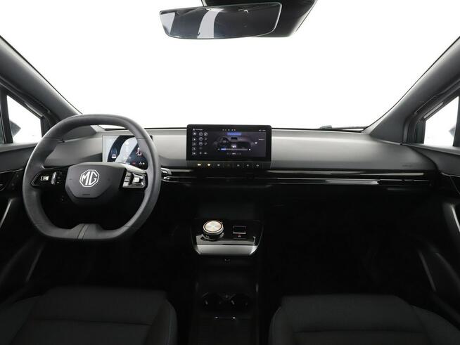 MG inny full LED klima auto czujniki parkowania