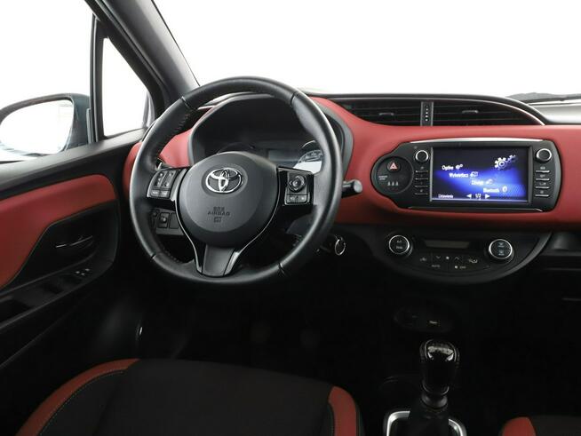Toyota Yaris klima-auto kamera Bluetooth tempomat