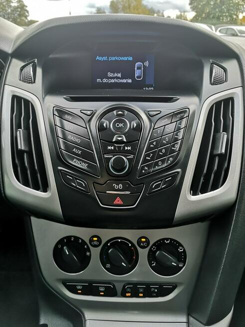 Ford Focus 1.0 12v 125KM Klima Halogeny Isofix Parktronic Serwis Nowy rozrząd