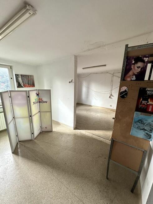 Budynek użytkowy, ul. Strefowa 5 w TSSE w Machowie