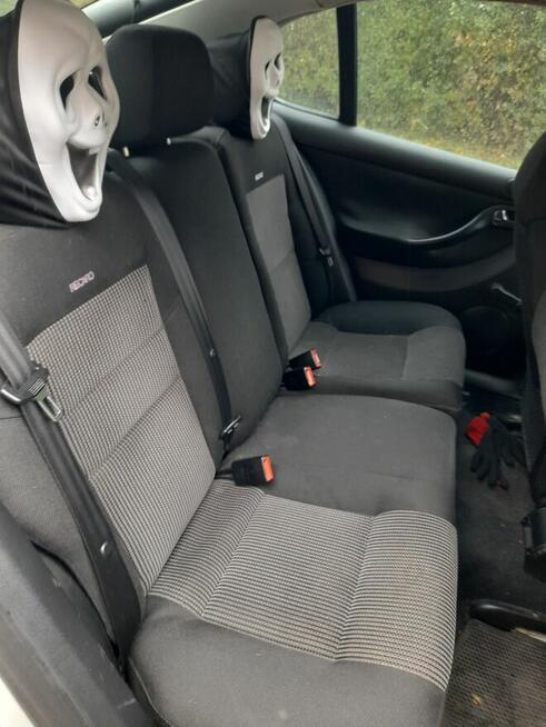 Sprzedam Seat leon1.2003 tdi