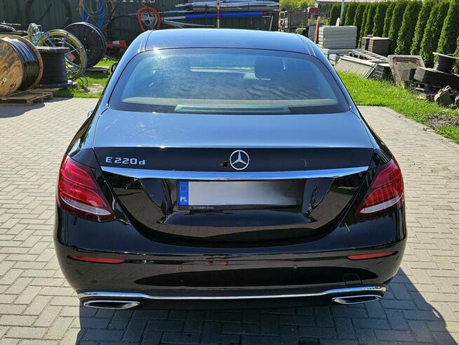 Mercedes-Benz Klasa E220 Business Edition 9G-Tronic