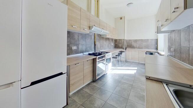 BEZPOŚREDNIO! 5-pokojowe mieszkanie w centrum Katowic