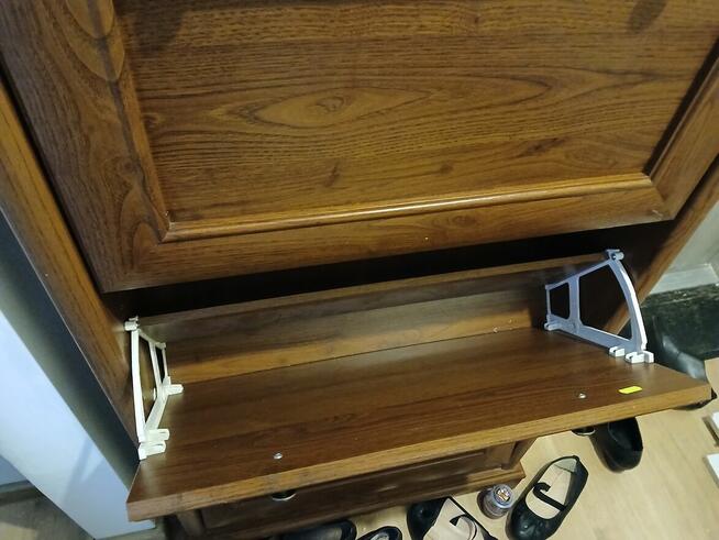 Sprzedam szafkę na buty rustykalną