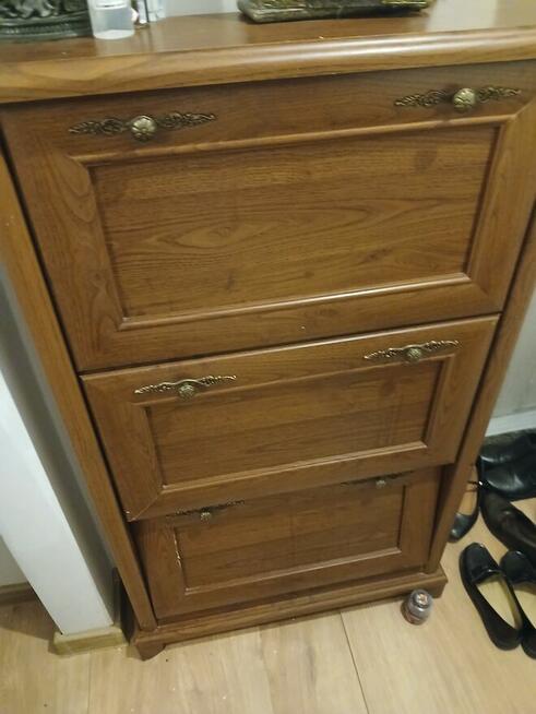 Sprzedam szafkę na buty rustykalną