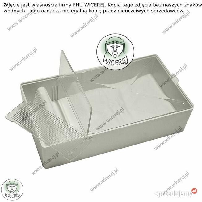 Podkarmiaczka skrzynkowa plastikowa 600ml tj.1kg na syrop