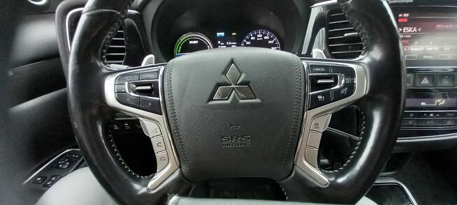 Sprzedam Mitsubishi Outlander PHEV plug-in,18r. 2.0 benzyna