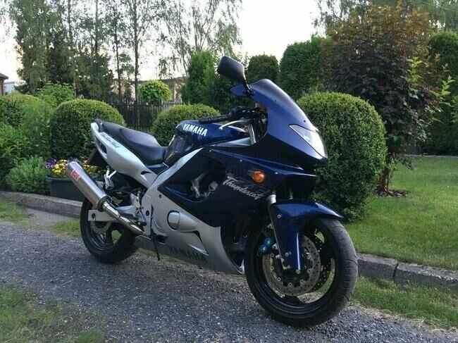 YAMAHA YZF 600