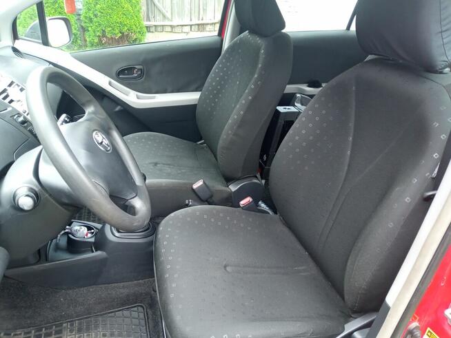 Toyota Yaris II 1,3 VVT-i benzyna 87KM salon Polska 2007r.