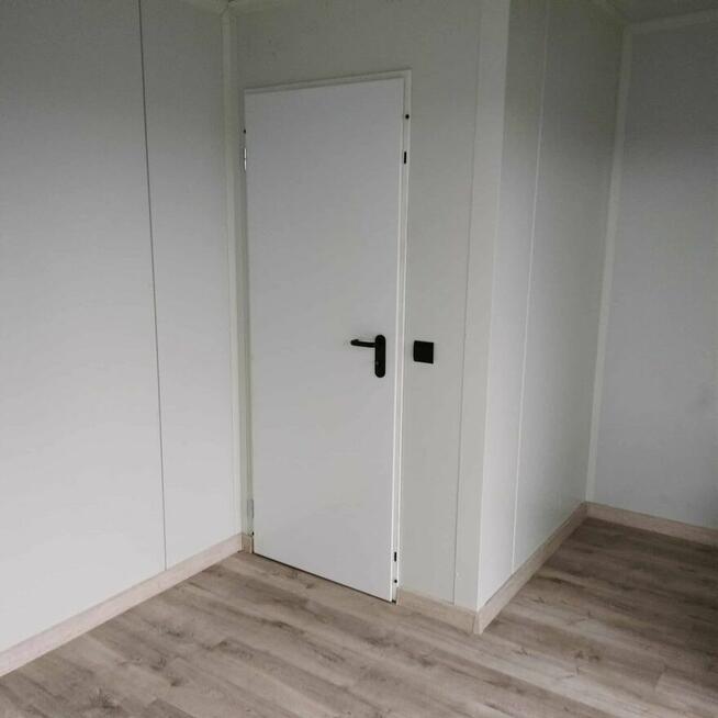 Pawilon biurowy handlowy mieszkalny całoroczny WC