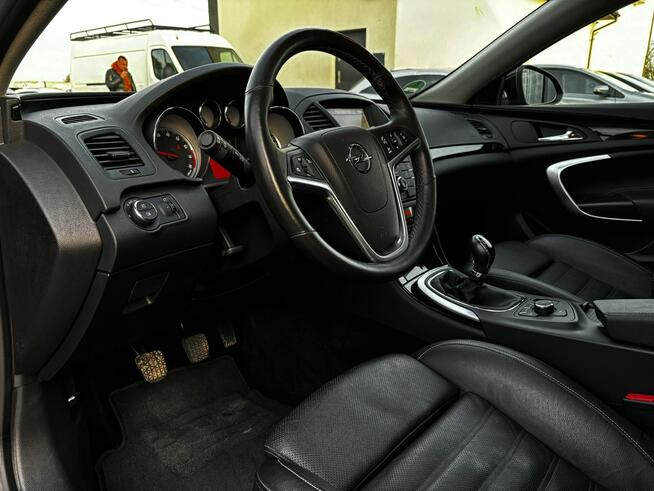 Insignia 2.0 benzyna 220 km skóra BIXENON klima PANORAMA serwis 2013