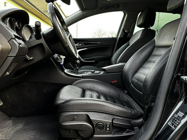 Insignia 2.0 benzyna 220 km skóra BIXENON klima PANORAMA serwis 2013