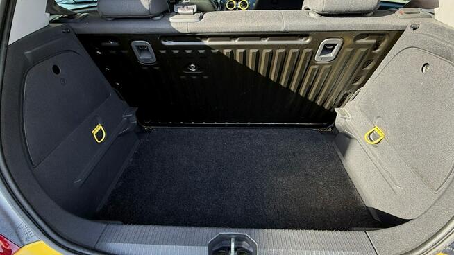 Opel Corsa Benzyna Zarejestrowany Ubezpieczony