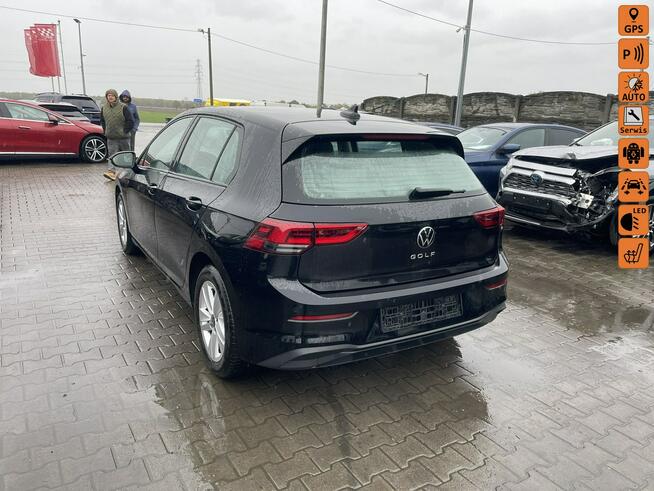 Volkswagen Golf Life Klima Virtual cockpit