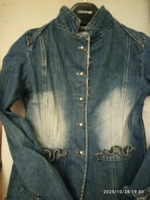 Stylowa marynarka z grubego dżinsu