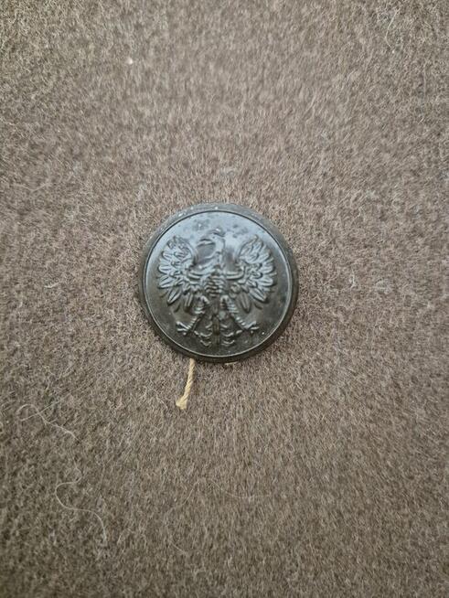 Sprzedam płaszcz zimowy wyjściowy oficera WP PRL gratis 2×