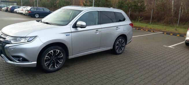 Sprzedam Mitsubishi Outlander PHEV plug-in,18r. 2.0 benzyna
