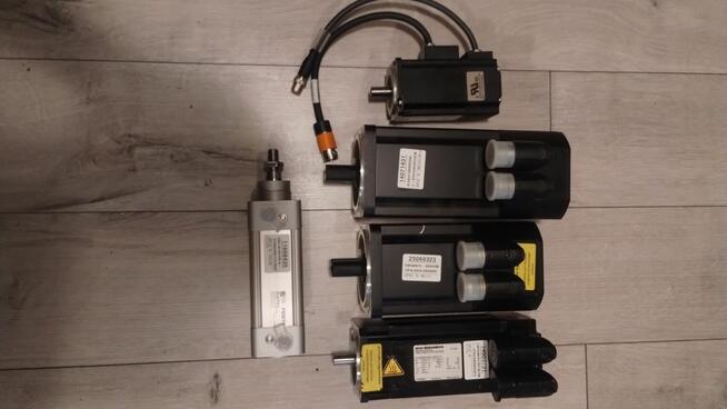 Sprzedam serwomotory