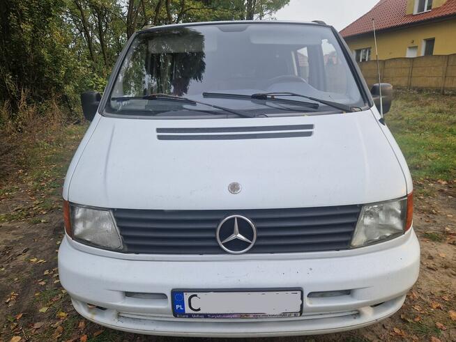 Ładny Mercedes Vito 2,3d 1996 5-osobowy