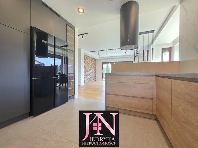 Piękny Dom Wolnostojący z garażem wysoki standard Cikowice NOWA CENA!