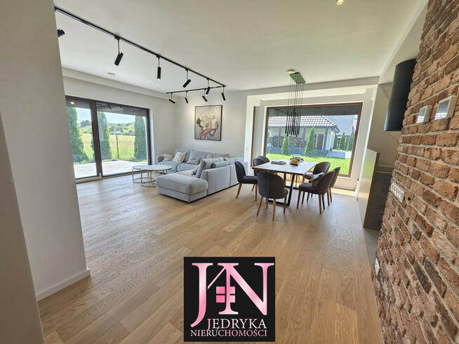 Piękny Dom Wolnostojący z garażem wysoki standard Cikowice NOWA CENA!