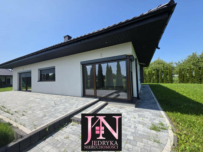 Piękny Dom Wolnostojący z garażem wysoki standard Cikowice NOWA CENA!