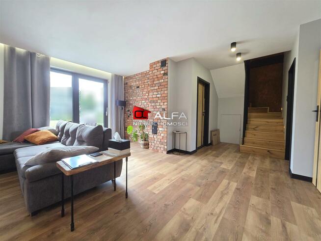 Dom Jaworzyna Śląska, Jaworzyna Śląska