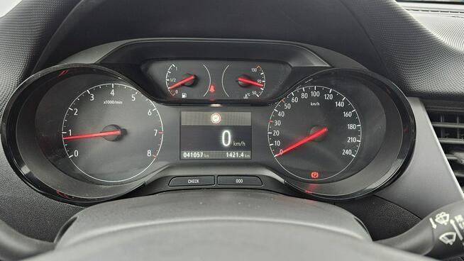Opel Crossland niski przebieg