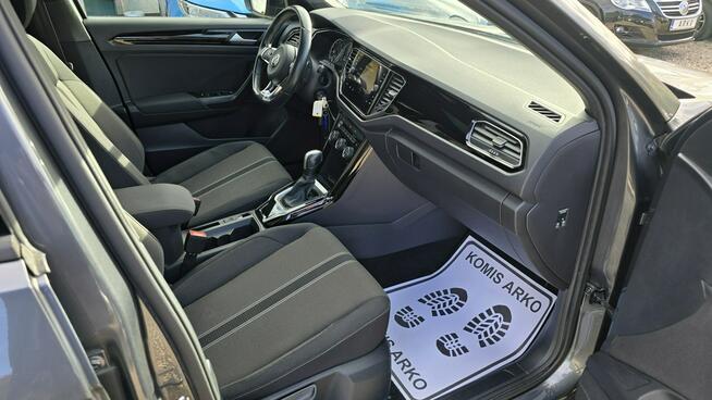 Volkswagen T-Roc DSG, Panorama, LED