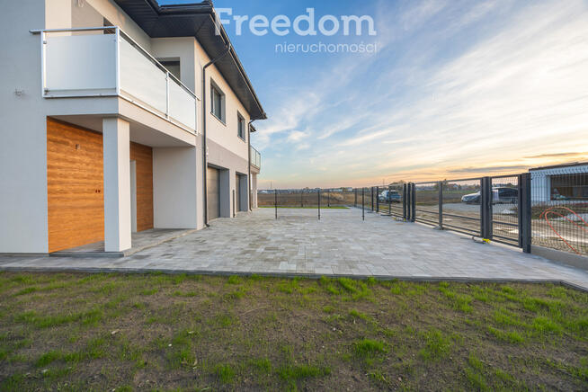 Dom w Nowej Woli przy ul. Oleandrów