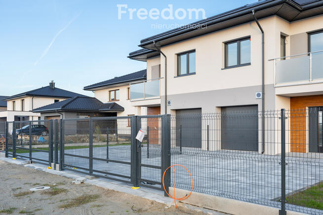 Dom w Nowej Woli przy ul. Oleandrów