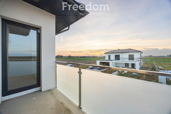 Dom w Nowej Woli przy ul. Oleandrów