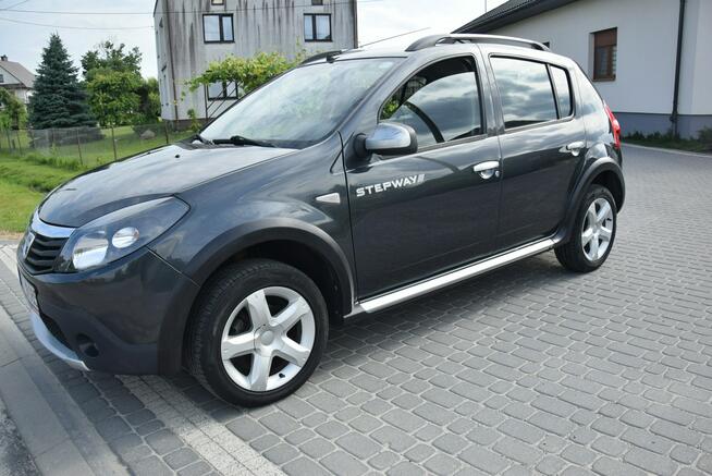 Dacia Sandero Stepway 1.6B Klima/ 2 Kpl Kół/ Hak/ Sprowadzony/ Opłacony