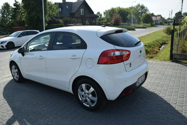 Kia Rio 1.2B Navi/ Kamera/ Odpinany Hak/ Grzane Fotele/ Sprowadzony/ Opłacony
