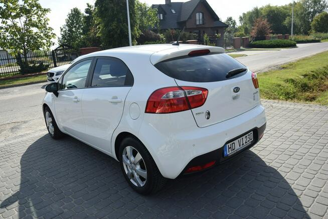Kia Rio 1.2B Navi/ Kamera/ Odpinany Hak/ Grzane Fotele/ Sprowadzony/ Opłacony