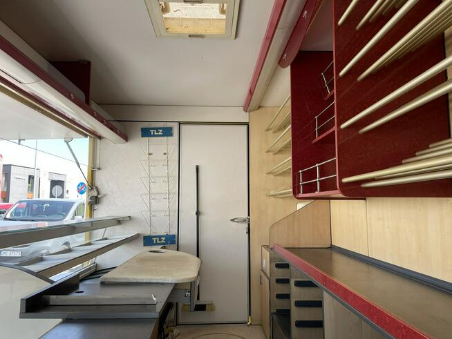 Mercedes Sprinter Autosklep piec Sklep Gastronomiczny Food Truck Foodtruck bar BORCO2006
