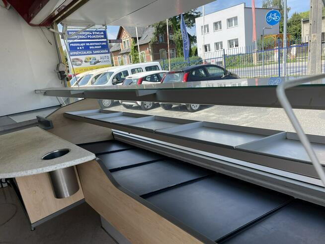 Mercedes Sprinter Autosklep piec Sklep Gastronomiczny Food Truck Foodtruck bar BORCO2006