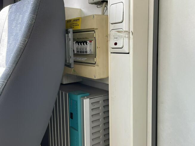 Mercedes Sprinter Autosklep piec Sklep Gastronomiczny Food Truck Foodtruck bar BORCO2006