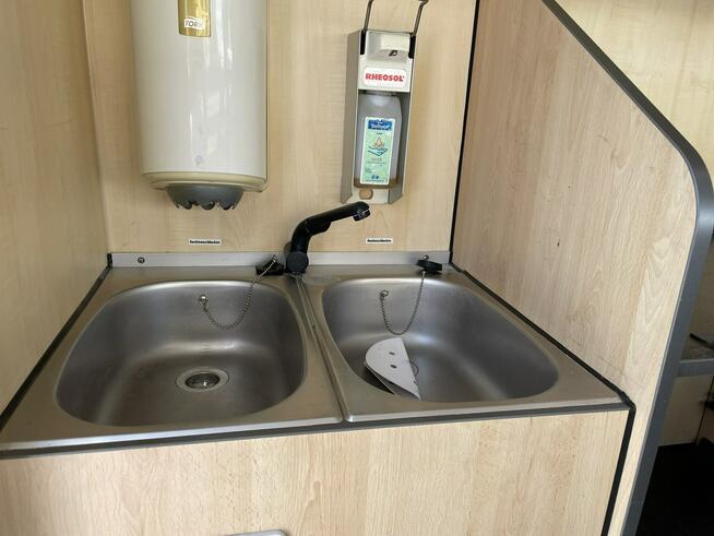 Mercedes Sprinter Autosklep piec Sklep Gastronomiczny Food Truck Foodtruck bar BORCO2006