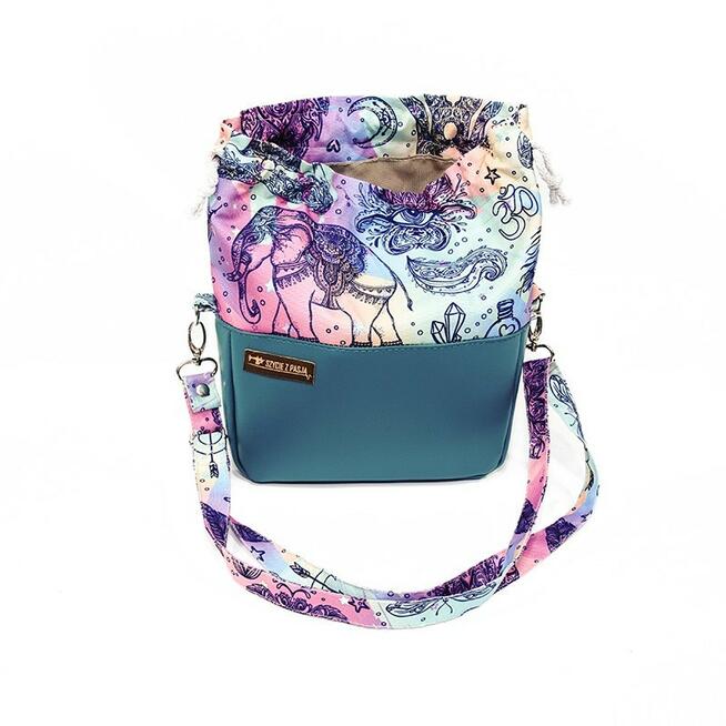 Torebka Sakiewka Butelkowa Zieleń z Motywem Słonia w Stylu Indyjskim – Handmade