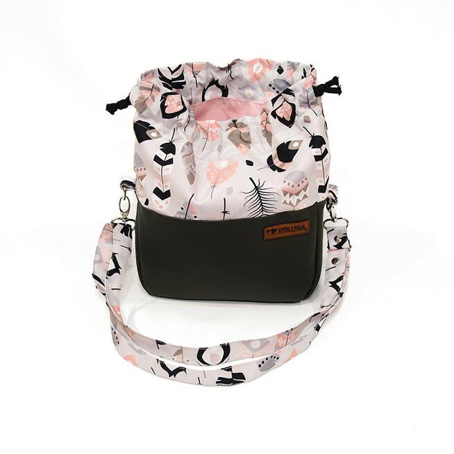 Torebka Sakiewka Ciemnozielona z Motywem Piórek – Handmade