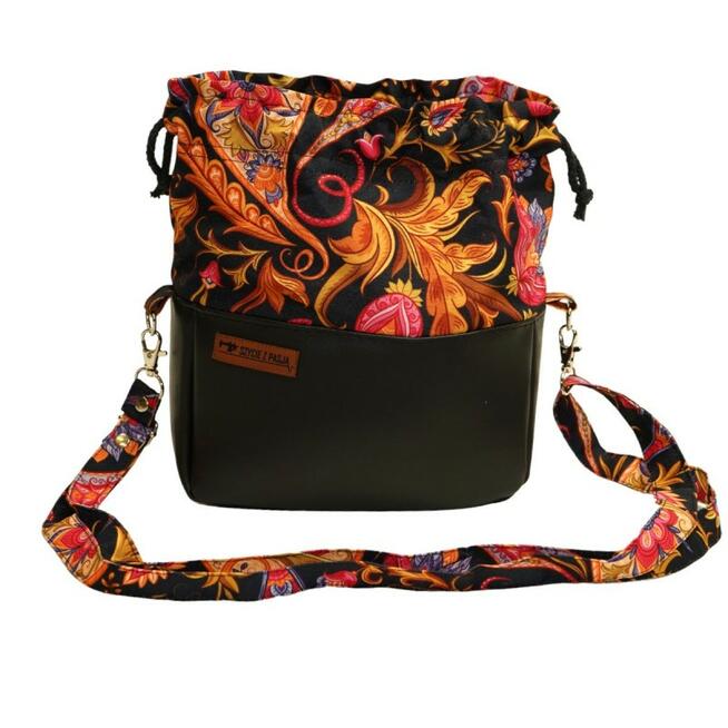 Torebka Sakiewka Czarna z Motywem Paisley – Handmade