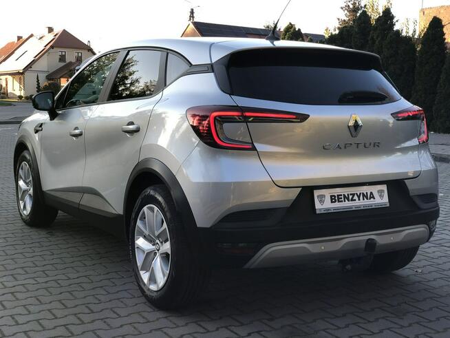 Renault Captur 2022r Benzyna Full LED Navi Kamera Niski przebieg Zarejestrowany