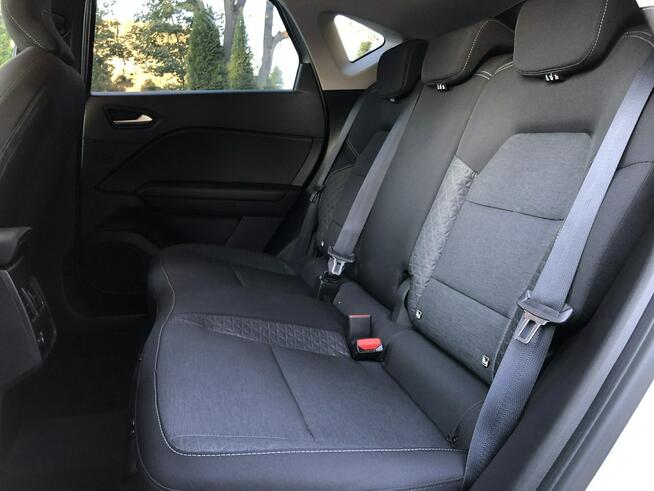 Renault Captur 2022r Benzyna Full LED Navi Kamera Niski przebieg Zarejestrowany