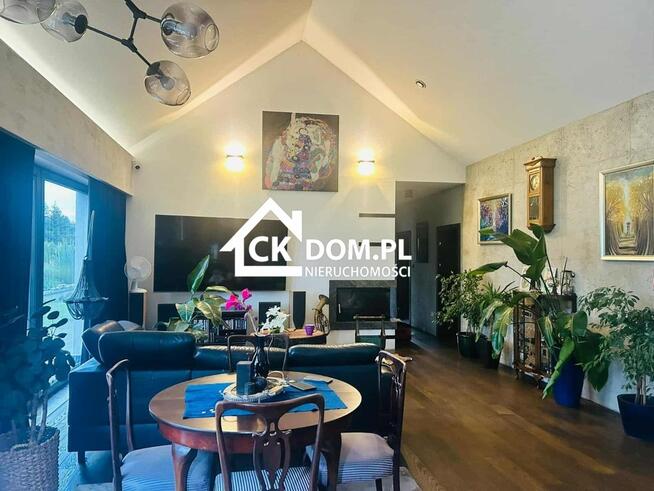 Nowoczesny dom z basenem Jędrzejów Bajkowa