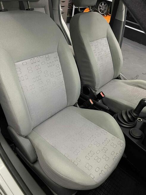 Ford Fiesta 1.4 TDCi | 2003 | 128 000 km | 68 KM | Srebrny