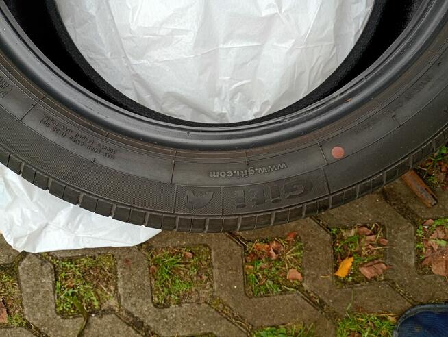 Opony letnie nowe 215.50 R17